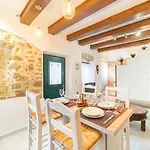 Bekiris Traditional Inn